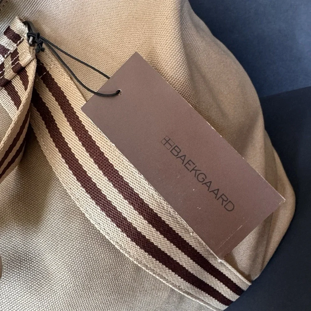 Baekgaard Tom Zipper Tote in Desert Tan Canvas with Italian Leather NWT